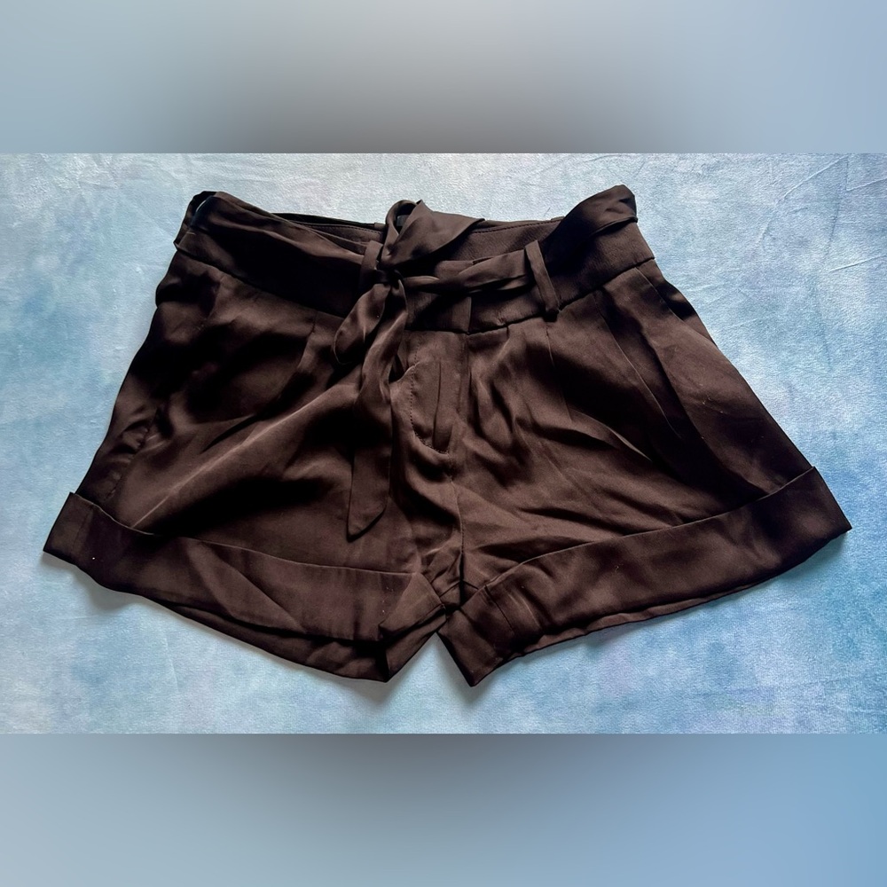 Size 0 bebe women’s dress shorts